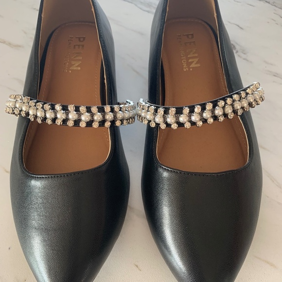 Black Leather Upper Dress Shoes From Penningtons - Picture 1 of 6